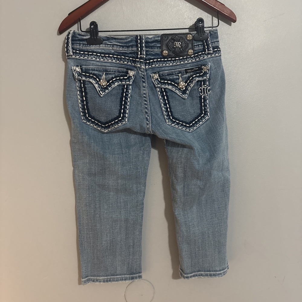 Miss Me Low Rise Cropped Flap Pockets Stretch Thick Stitch Denim‎ Capri Size 26